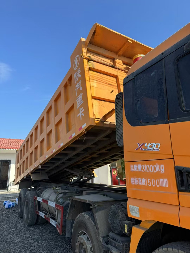 DELONG X3000 - Camion benne: photos 4 DELONG X3000 - Camion benne: photos 4