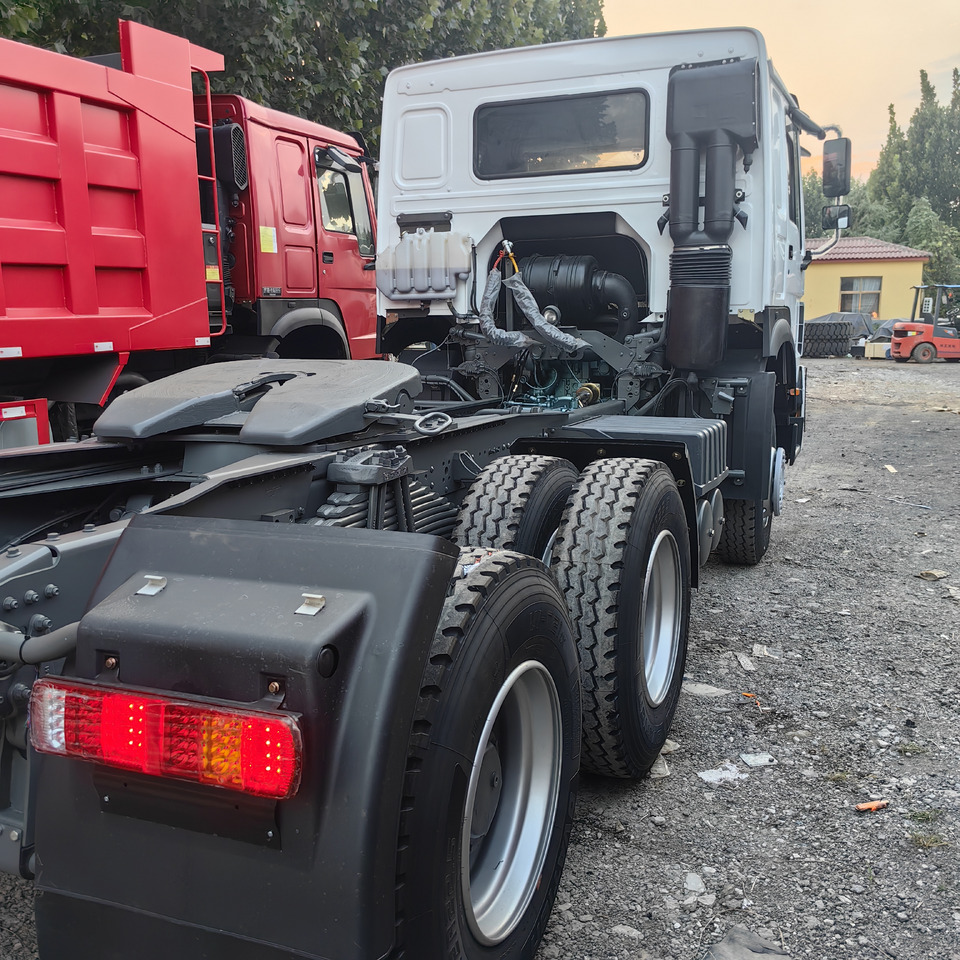 SINOTRUCK HOWO - Tracteur routier: photos 4 SINOTRUCK HOWO - Tracteur routier: photos 4