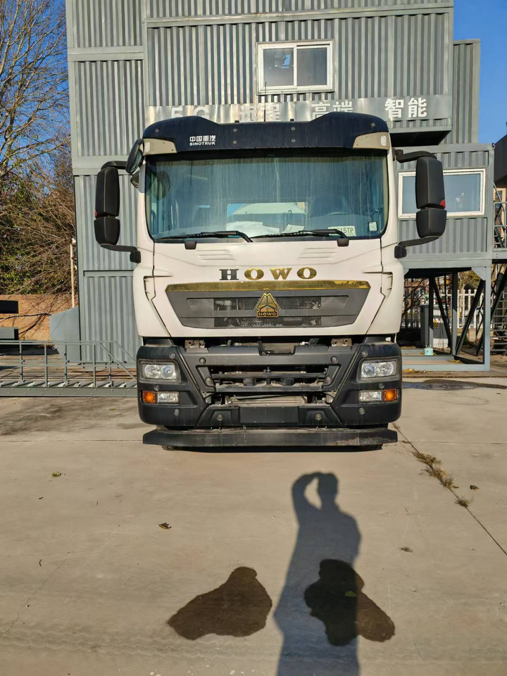 Howo - Camion malaxeur: photos 1 Howo - Camion malaxeur: photos 1