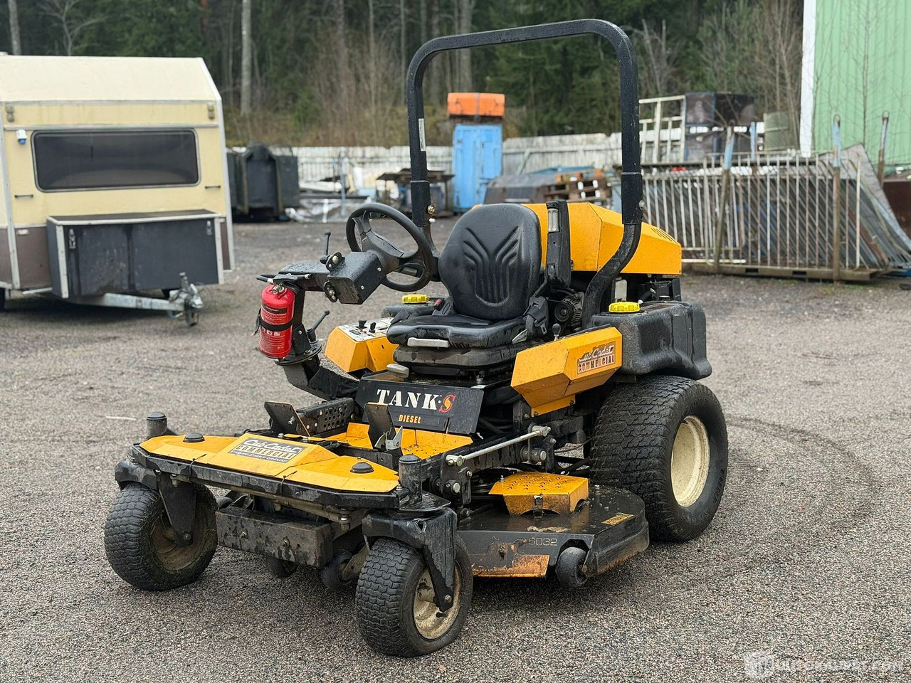 Cub Cadet 6032 TANK suurteholeikkuri Dieselmoottorilla!, Jyväskylä - Autre matériel: photos 1 Cub Cadet 6032 TANK suurteholeikkuri Dieselmoottorilla!, Jyväskylä - Autre matériel: photos 1