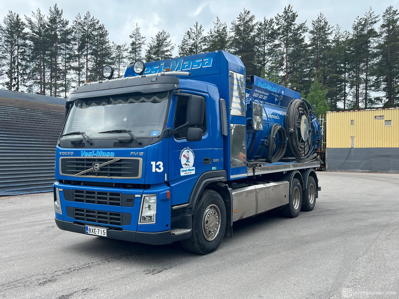 Volvo FM12, imu-paine kuorma-auto, 2005, Porvoo - Camion: photos 1 Volvo FM12, imu-paine kuorma-auto, 2005, Porvoo - Camion: photos 1
