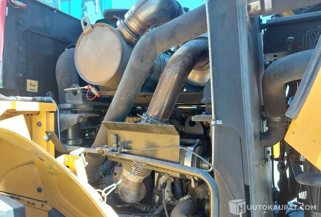 Engins de chantier Hyundai HL 960, 2016, 10 210 h Pyöräkuormaaja Nähtävillä Okra messuilla, Oripää: photos 10