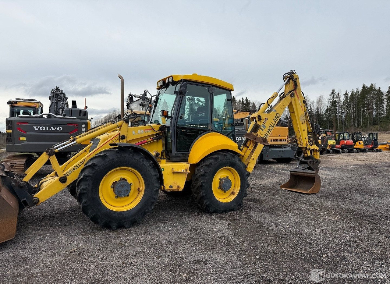 New Holland LB115 4PS, Traktorikaivuri, 7900h, 2001, Lahti - Engins de chantier: photos 5 New Holland LB115 4PS, Traktorikaivuri, 7900h, 2001, Lahti - Engins de chantier: photos 5
