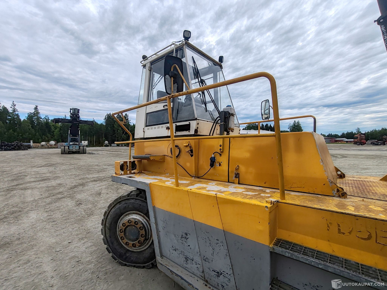 Valmet TD5ECR kontinkäsittelytrukki, 1993, Huittinen - Engins de chantier: photos 3 Valmet TD5ECR kontinkäsittelytrukki, 1993, Huittinen - Engins de chantier: photos 3
