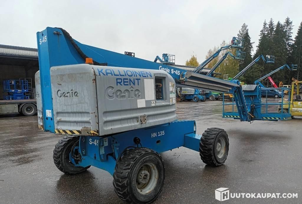 Genie S-45 RT, boom lift, rough-terrain, 2003, Hyvinkää - Nacelle télescopique: photos 5 Genie S-45 RT, boom lift, rough-terrain, 2003, Hyvinkää - Nacelle télescopique: photos 5