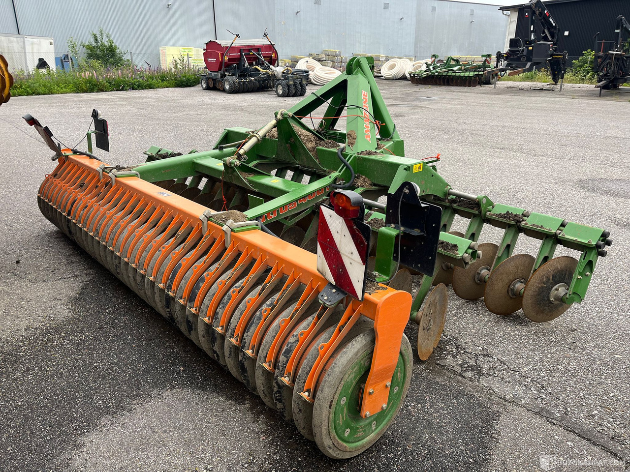 Amazone Catros 4001, Nostolaitelautasmuokkain, 2006, Salo - Machine agricole: photos 1 Amazone Catros 4001, Nostolaitelautasmuokkain, 2006, Salo - Machine agricole: photos 1