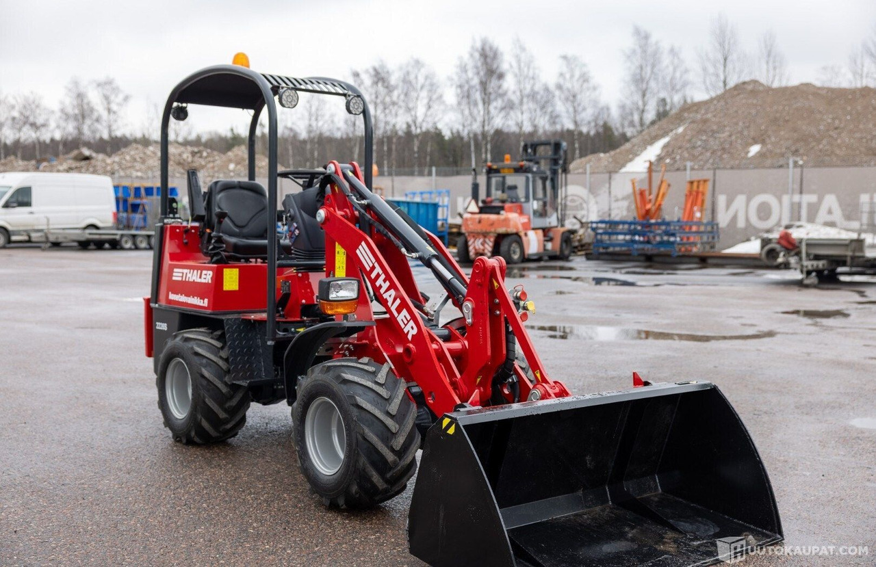 Thaler 2226S pienkuormaaja VALMISTETTU SAKSASSA 60kk takuulla!, Helsinki - Machine agricole: photos 3 Thaler 2226S pienkuormaaja VALMISTETTU SAKSASSA 60kk takuulla!, Helsinki - Machine agricole: photos 3