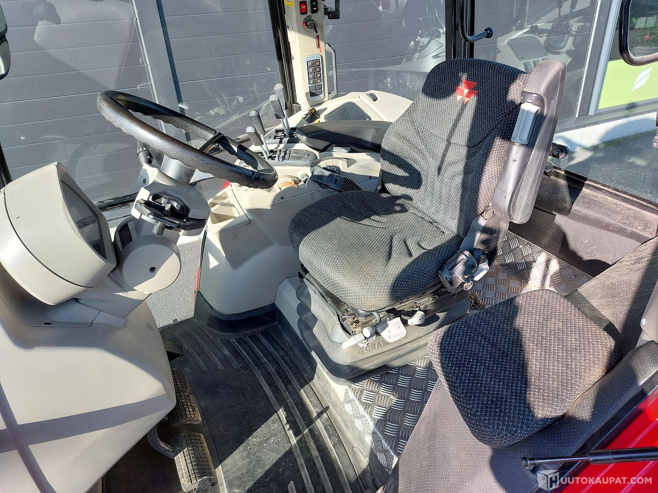 Massey Ferguson 7720 S, 2020 MTK25, Seinäjoki - Tracteur agricole: photos 4 Massey Ferguson 7720 S, 2020 MTK25, Seinäjoki - Tracteur agricole: photos 4