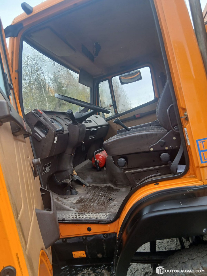 Mercedes-Benz 1114, 1992, Rautalampi - Camion plateau: photos 4 Mercedes-Benz 1114, 1992, Rautalampi - Camion plateau: photos 4