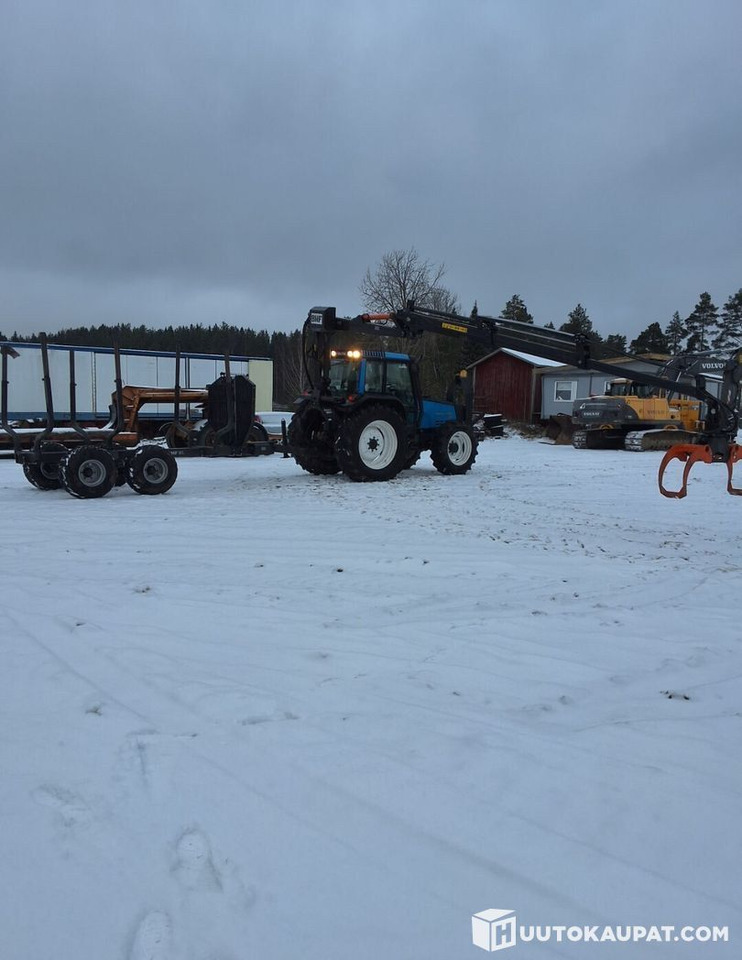 Valmet 6800 + PMF 850 crane + trailer BMF 9T, Leppävirta - Tracteur agricole: photos 5 Valmet 6800 + PMF 850 crane + trailer BMF 9T, Leppävirta - Tracteur agricole: photos 5