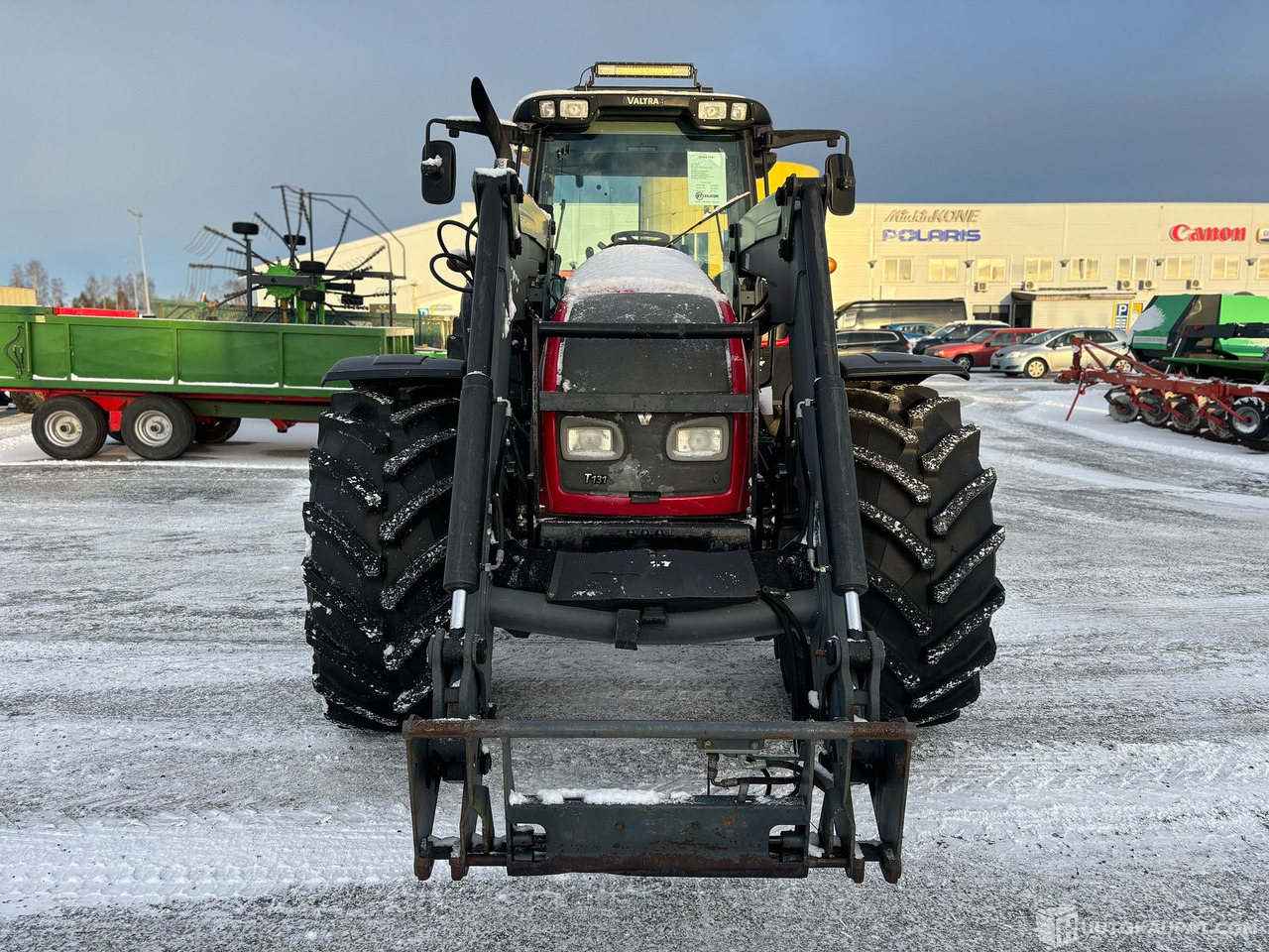 Valtra T131H kuormaajalla.Todella siisti ja vähän ajettu!, 2008 MTK25, Tornio - Tracteur agricole: photos 3 Valtra T131H kuormaajalla.Todella siisti ja vähän ajettu!, 2008 MTK25, Tornio - Tracteur agricole: photos 3