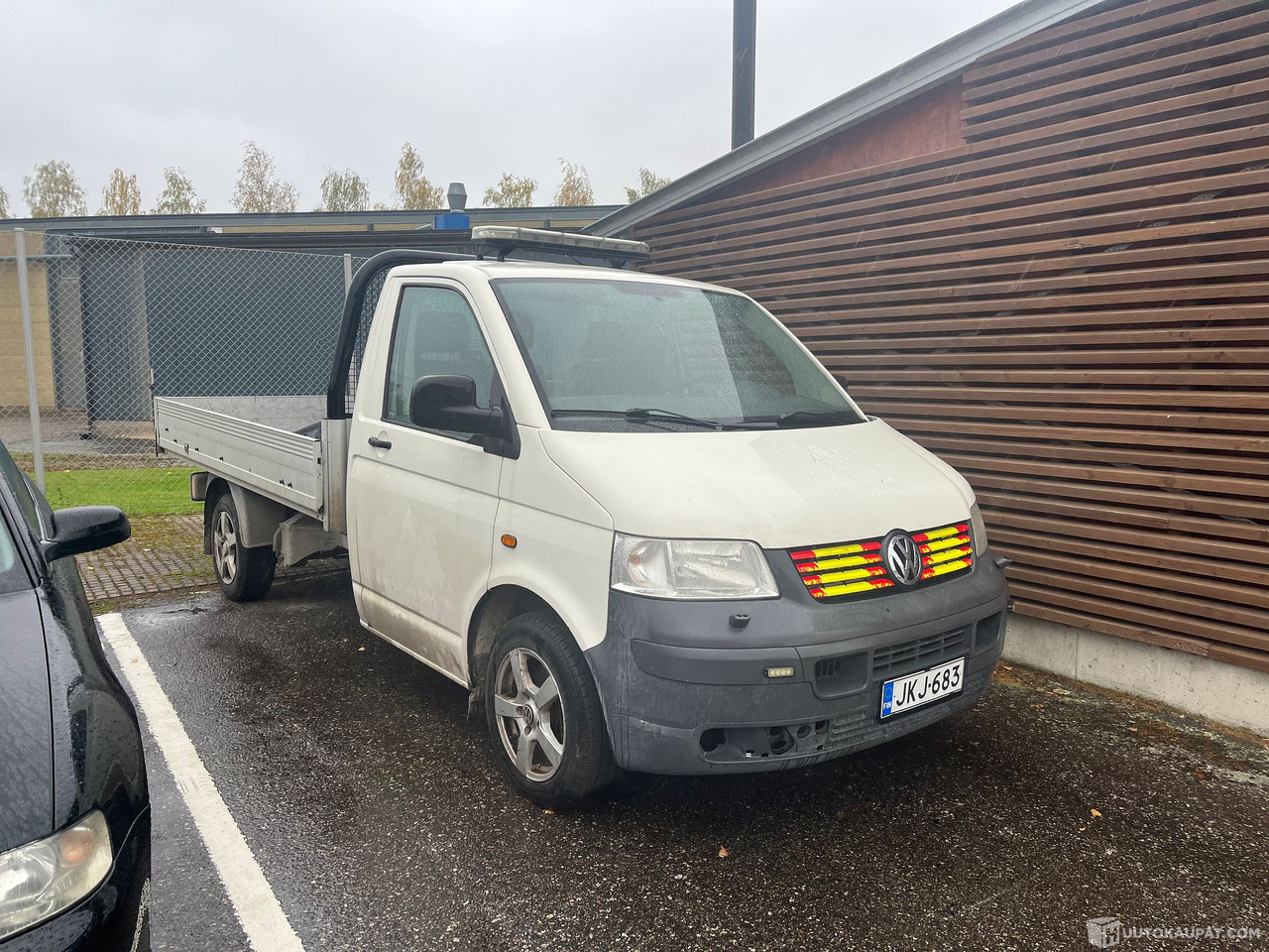 Volkswagen Transporter, lava-auto, 2007, korjattavaksi, Salo - Utilitaire plateau: photos 1 Volkswagen Transporter, lava-auto, 2007, korjattavaksi, Salo - Utilitaire plateau: photos 1