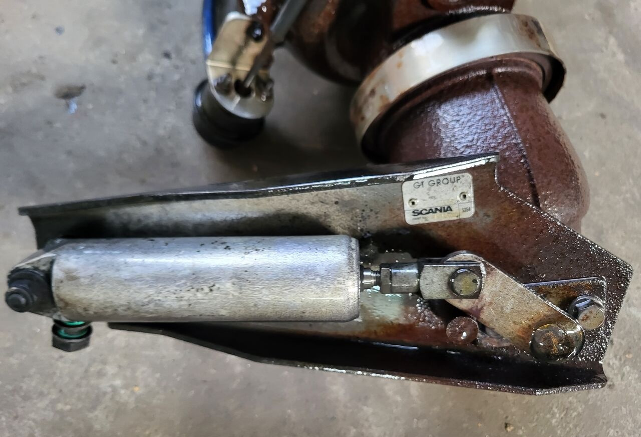 Scania R PDE 1854855 2057668 Scania R PDE 1854855 2057668 truck - Turbocompresseur pour Camion: photos 3 Scania R PDE 1854855 2057668 Scania R PDE 1854855 2057668 truck - Turbocompresseur pour Camion: photos 3