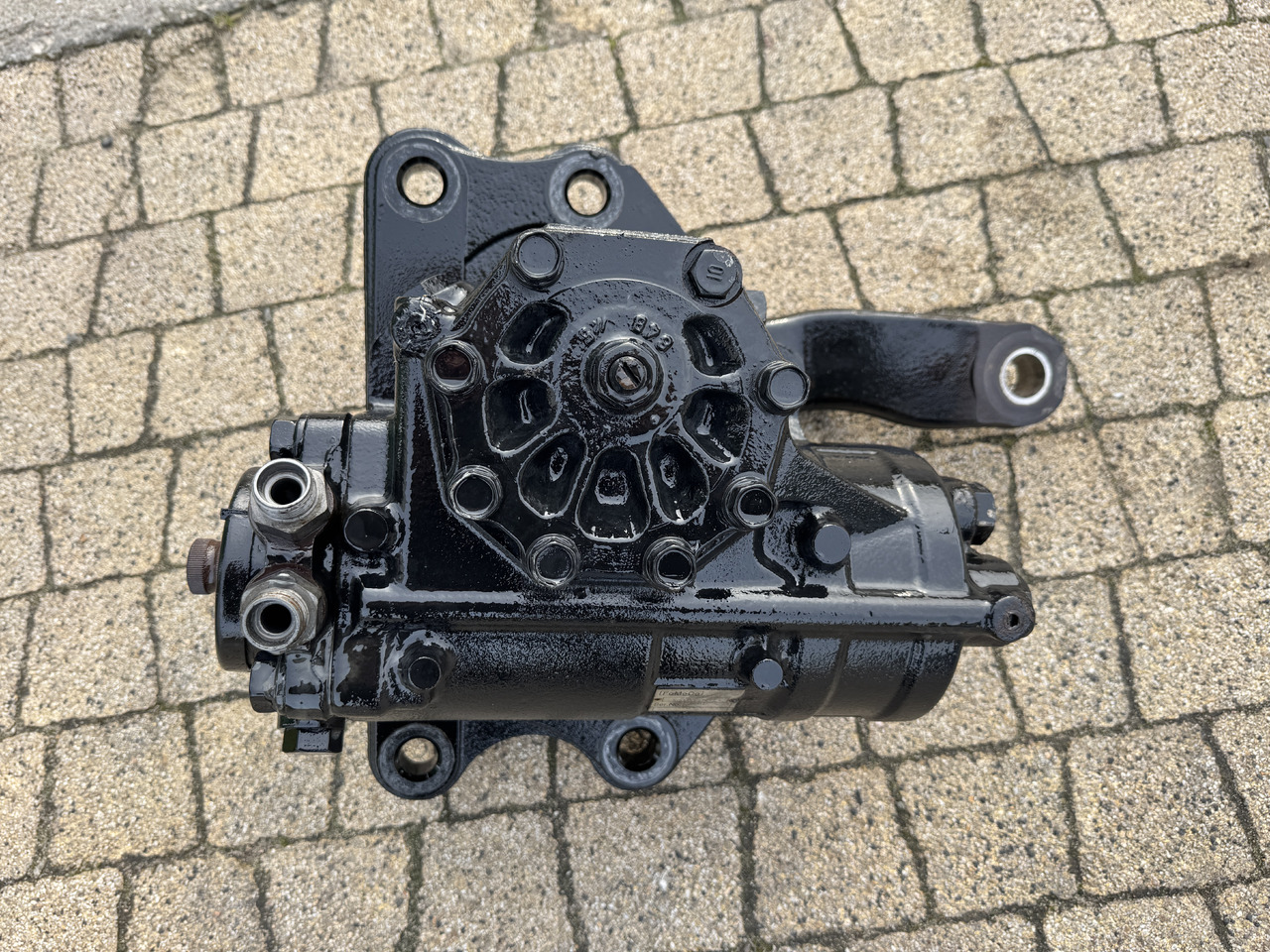 Ford F-Max 500 - Colonne de direction: photos 1 Ford F-Max 500 - Colonne de direction: photos 1