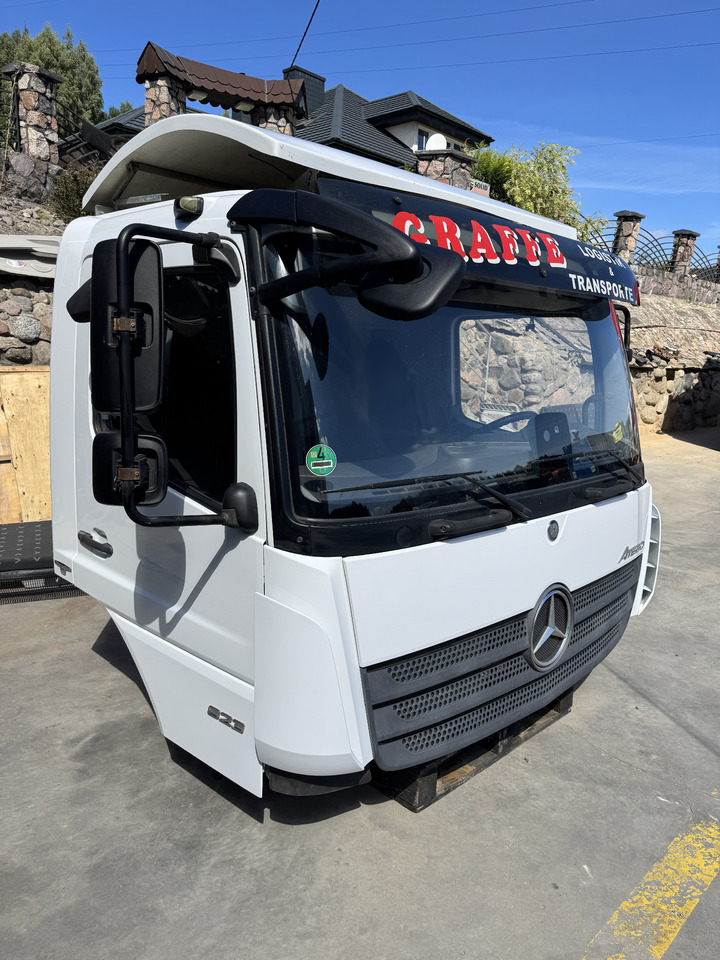 Mercedes Atego III - Cabine: photos 2 Mercedes Atego III - Cabine: photos 2