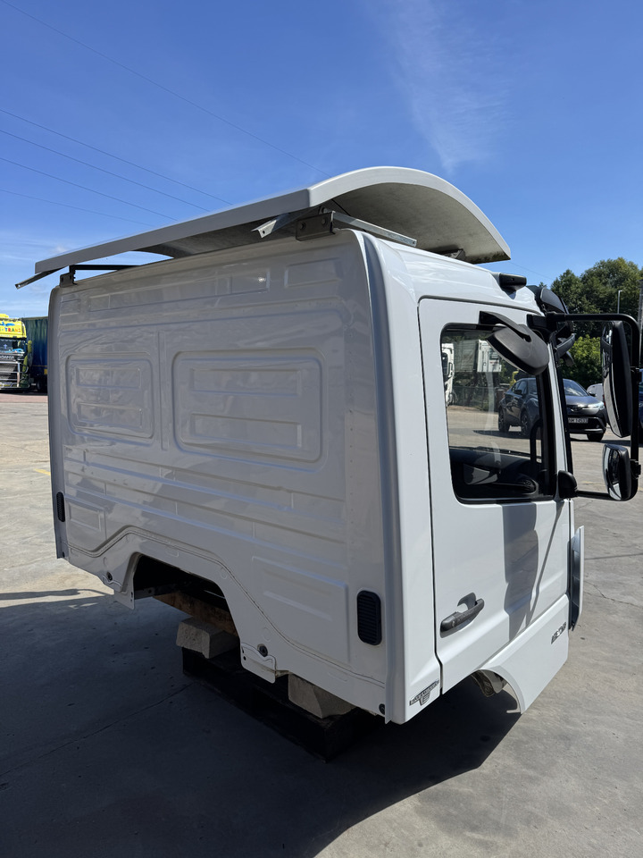 Mercedes Atego III - Pièces de rechange: photos 4 Mercedes Atego III - Pièces de rechange: photos 4