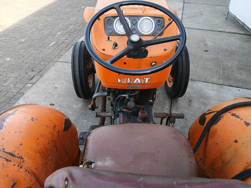 Fiat 450 vigneto - Tracteur agricole: photos 4 Fiat 450 vigneto - Tracteur agricole: photos 4