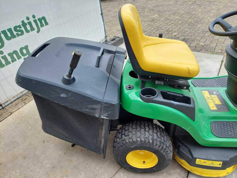 John Deere X 135R - Motofaucheuse: photos 4 John Deere X 135R - Motofaucheuse: photos 4