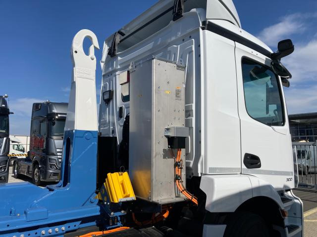 Mercedes-Benz eActros 300 L - Camion ampliroll: photos 1 Mercedes-Benz eActros 300 L - Camion ampliroll: photos 1