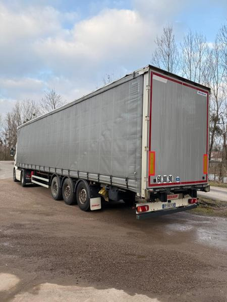 Fruehauf - Semi-remorque rideaux coulissants: photos 3 Fruehauf - Semi-remorque rideaux coulissants: photos 3