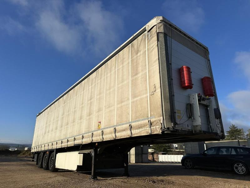 Schmitz Cargobull - Semi-remorque rideaux coulissants: photos 3 Schmitz Cargobull - Semi-remorque rideaux coulissants: photos 3