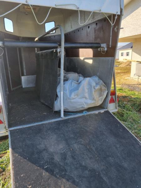 Vanisere - Van chevaux: photos 5 Vanisere - Van chevaux: photos 5