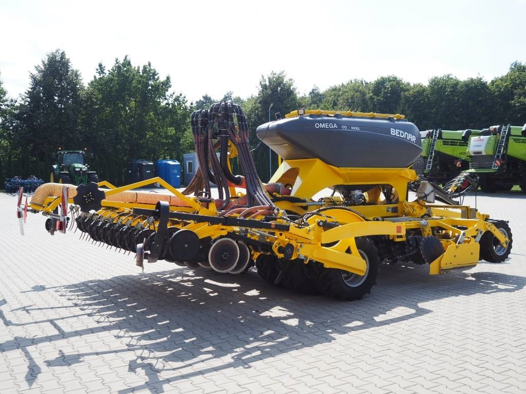 Bednar OMEGA OO 4000L - Combiné de semis: photos 4 Bednar OMEGA OO 4000L - Combiné de semis: photos 4