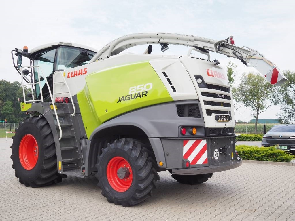 Claas Jaguar 850 4WD - Ensileuse: photos 2 Claas Jaguar 850 4WD - Ensileuse: photos 2