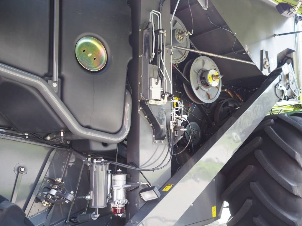 Moissonneuse-batteuse Claas Lexion 750 GPS + V770: photos 10