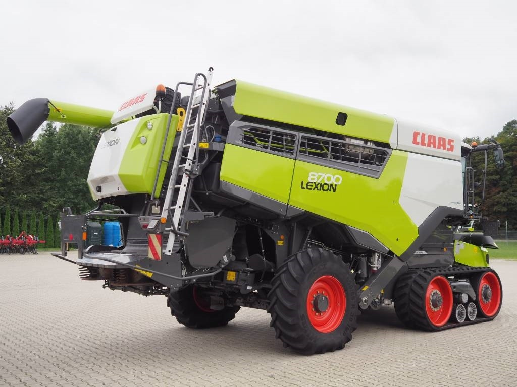 Claas Lexion 8700TT + V1080 - Moissonneuse-batteuse: photos 3 Claas Lexion 8700TT + V1080 - Moissonneuse-batteuse: photos 3