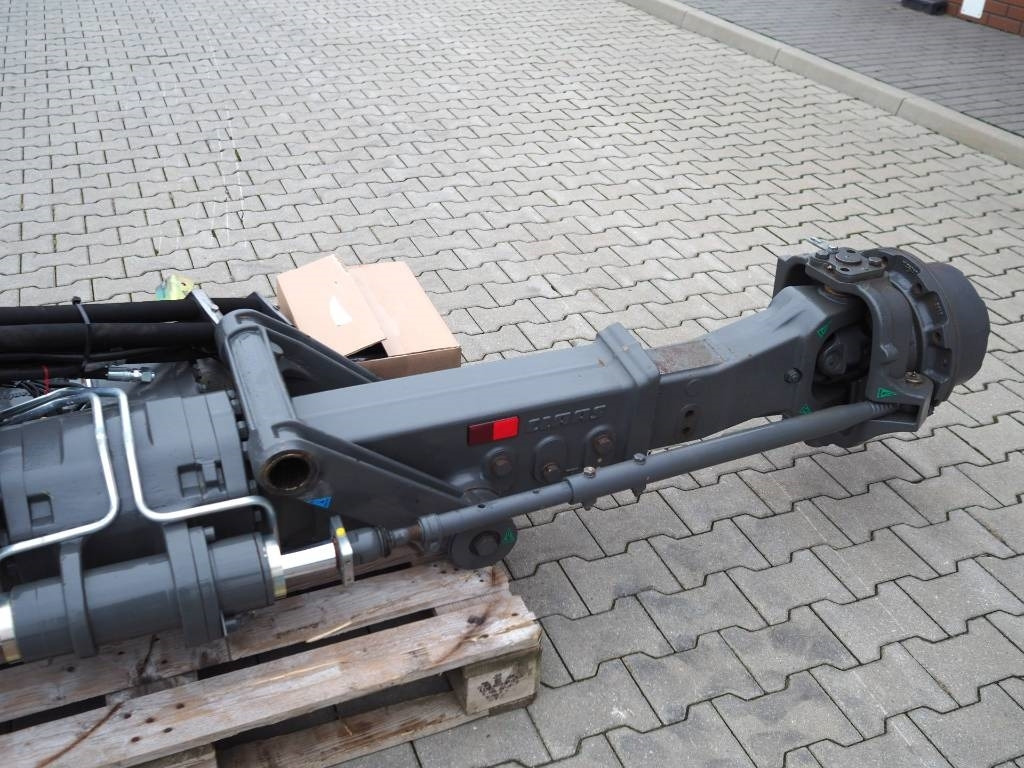 Claas Lexion / NAF rear driving axle / 4WD - Accessoire de matériels de récolte: photos 3 Claas Lexion / NAF rear driving axle / 4WD - Accessoire de matériels de récolte: photos 3