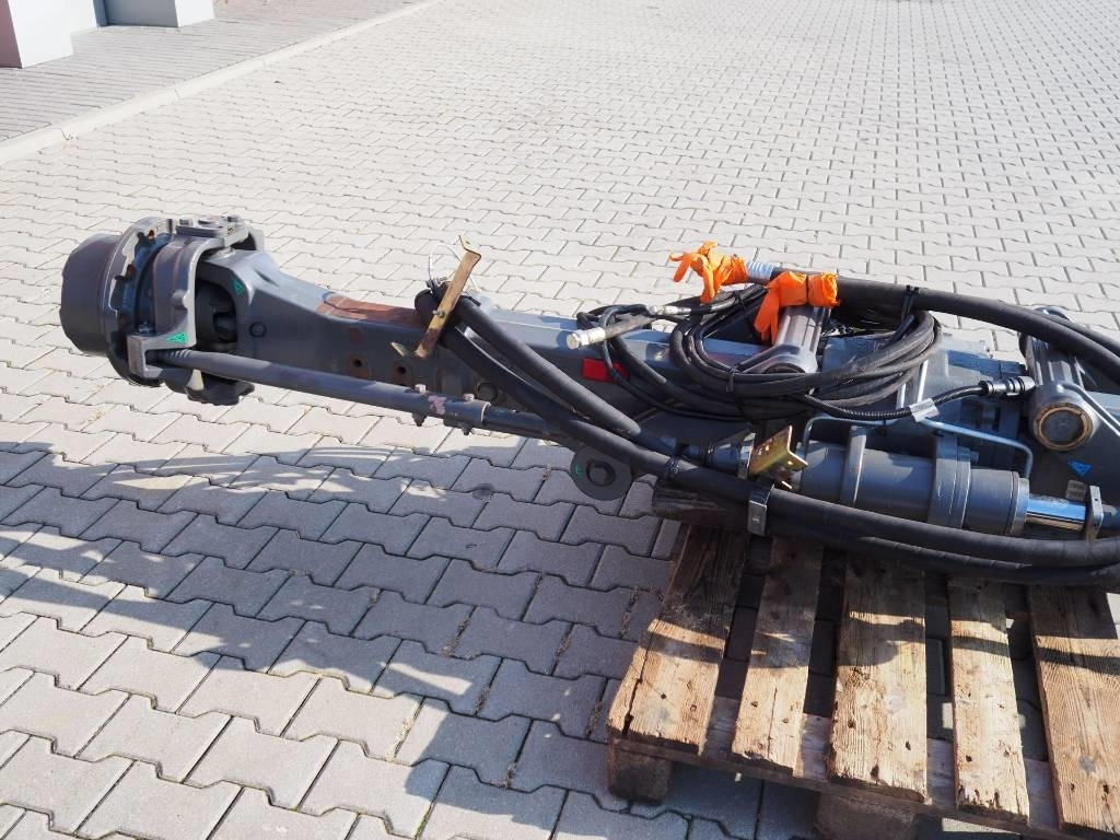 Claas Lexion - NAF rear driving axle / 4x4 / 4WD - Chenille pour Machine agricole: photos 2 Claas Lexion - NAF rear driving axle / 4x4 / 4WD - Chenille pour Machine agricole: photos 2