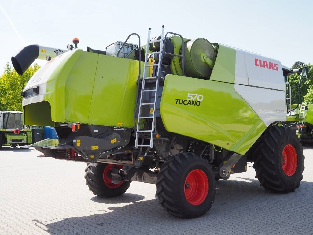 Claas Tucano 570 + V770 - Moissonneuse-batteuse: photos 3 Claas Tucano 570 + V770 - Moissonneuse-batteuse: photos 3