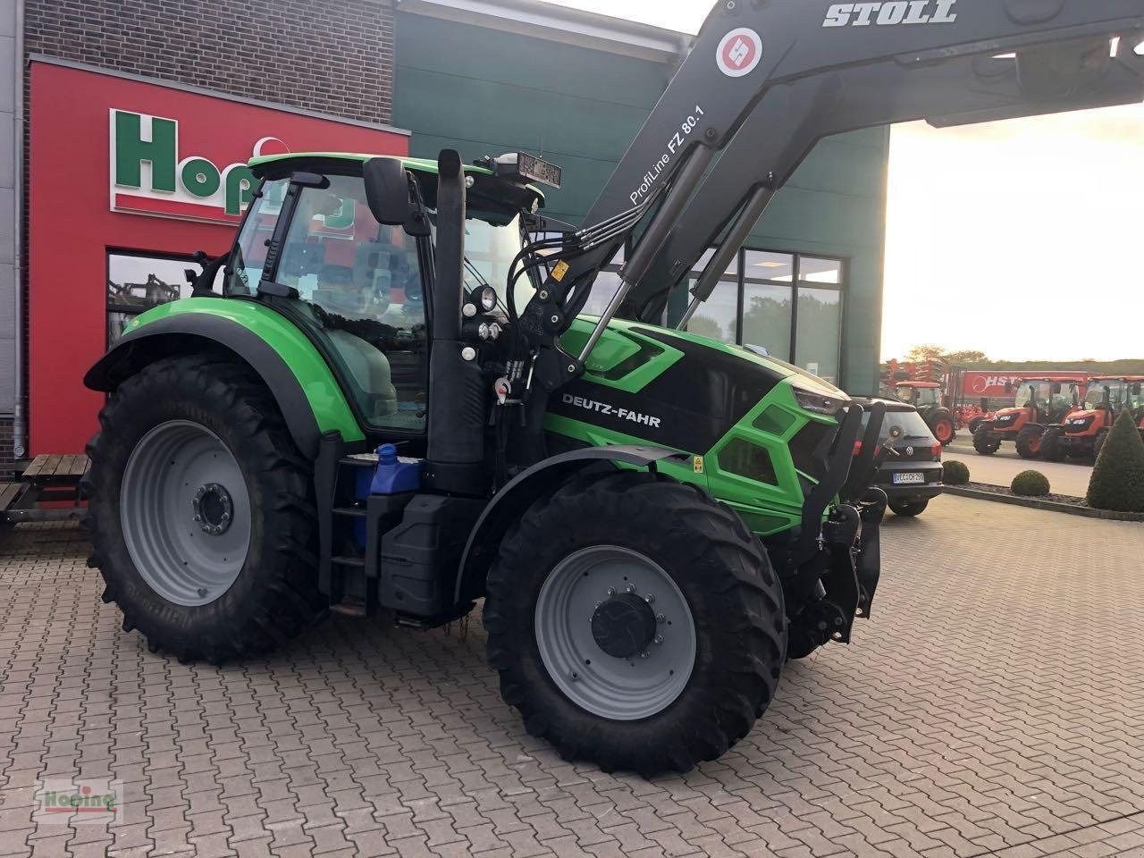 Deutz-Fahr 6215 Agrotron TTV - Tracteur agricole: photos 4 Deutz-Fahr 6215 Agrotron TTV - Tracteur agricole: photos 4