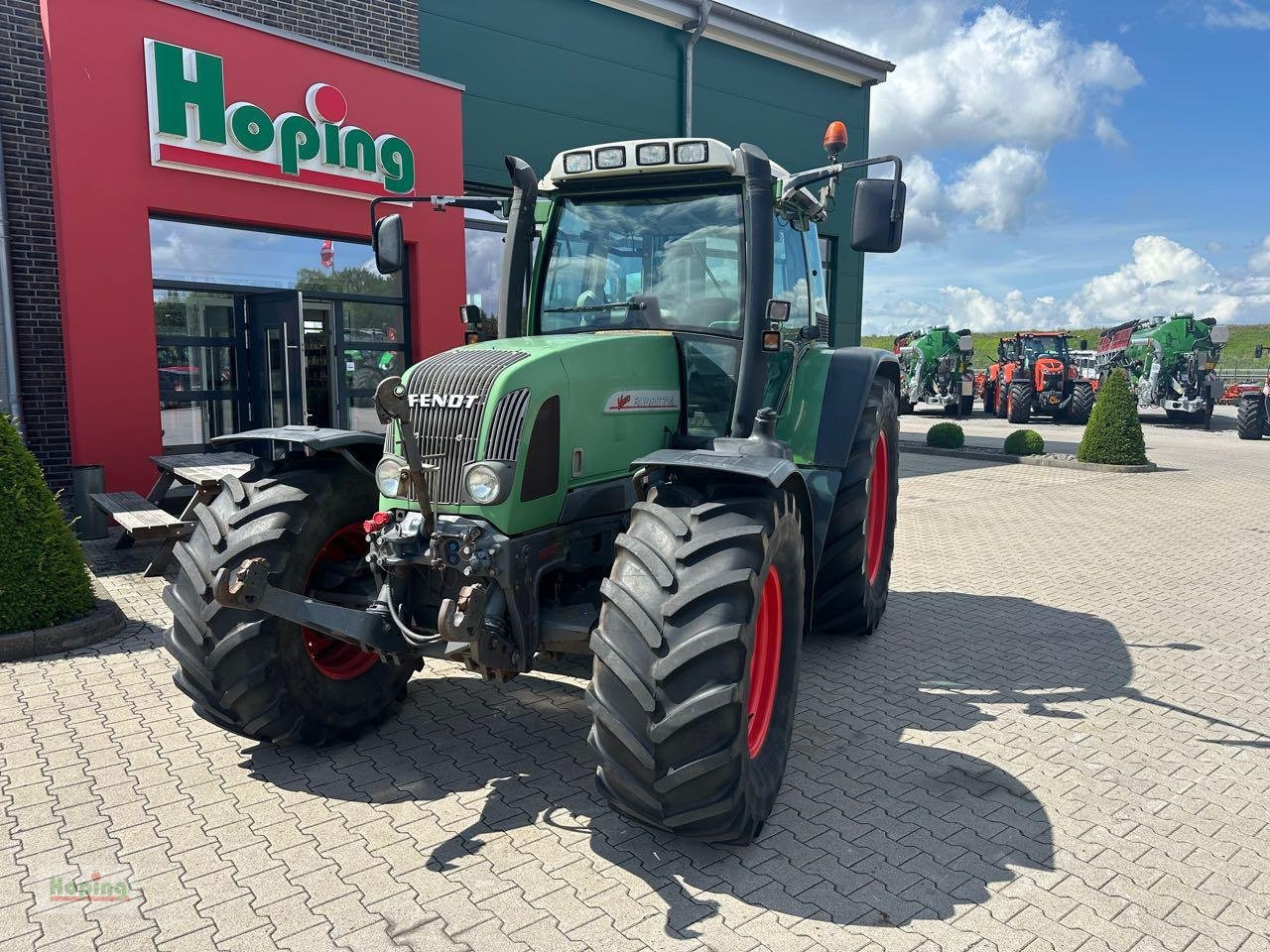Fendt 714 Com 1 - Tracteur agricole: photos 3 Fendt 714 Com 1 - Tracteur agricole: photos 3