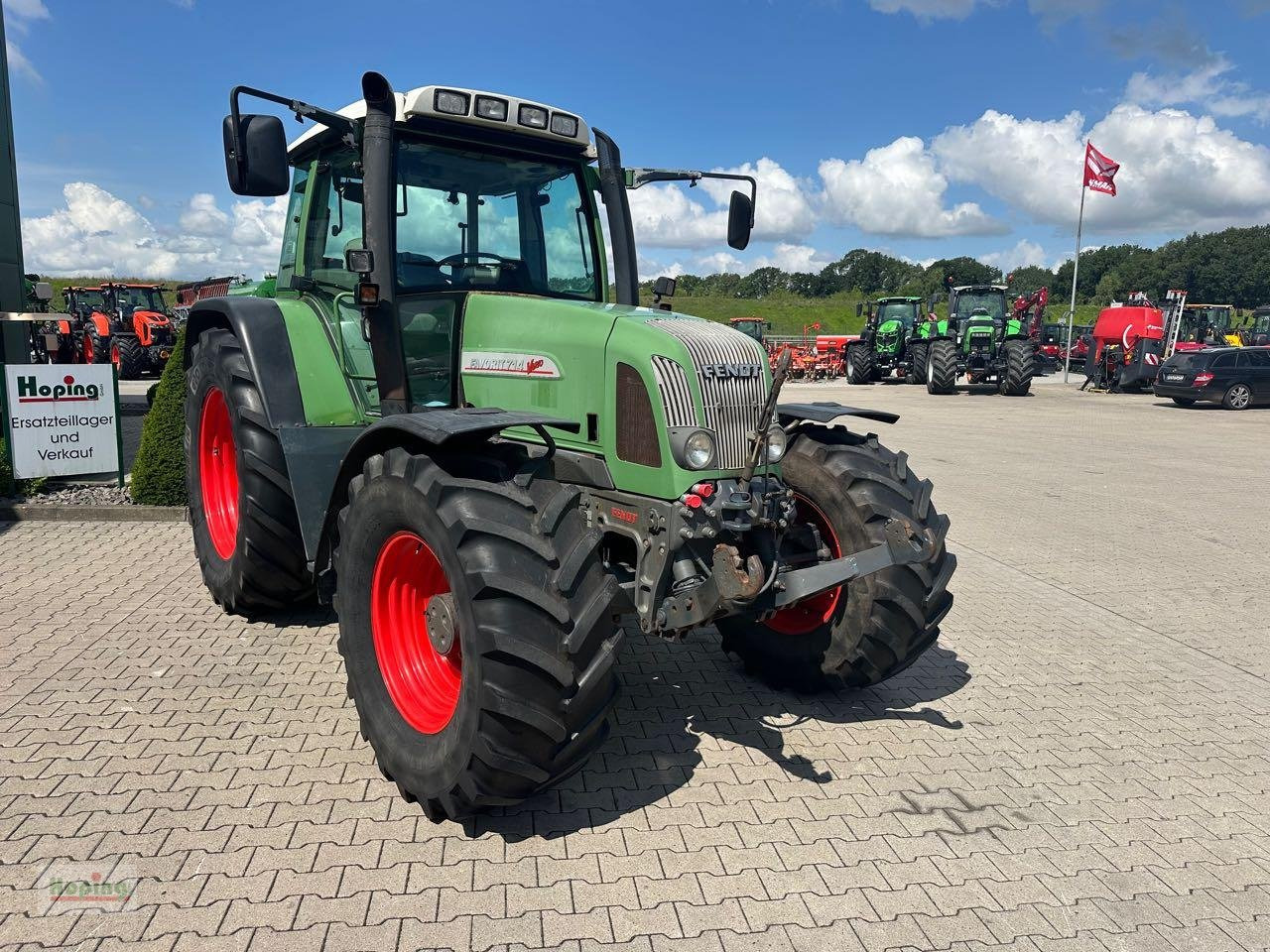 Fendt 714 Com 1 - Tracteur agricole: photos 2 Fendt 714 Com 1 - Tracteur agricole: photos 2