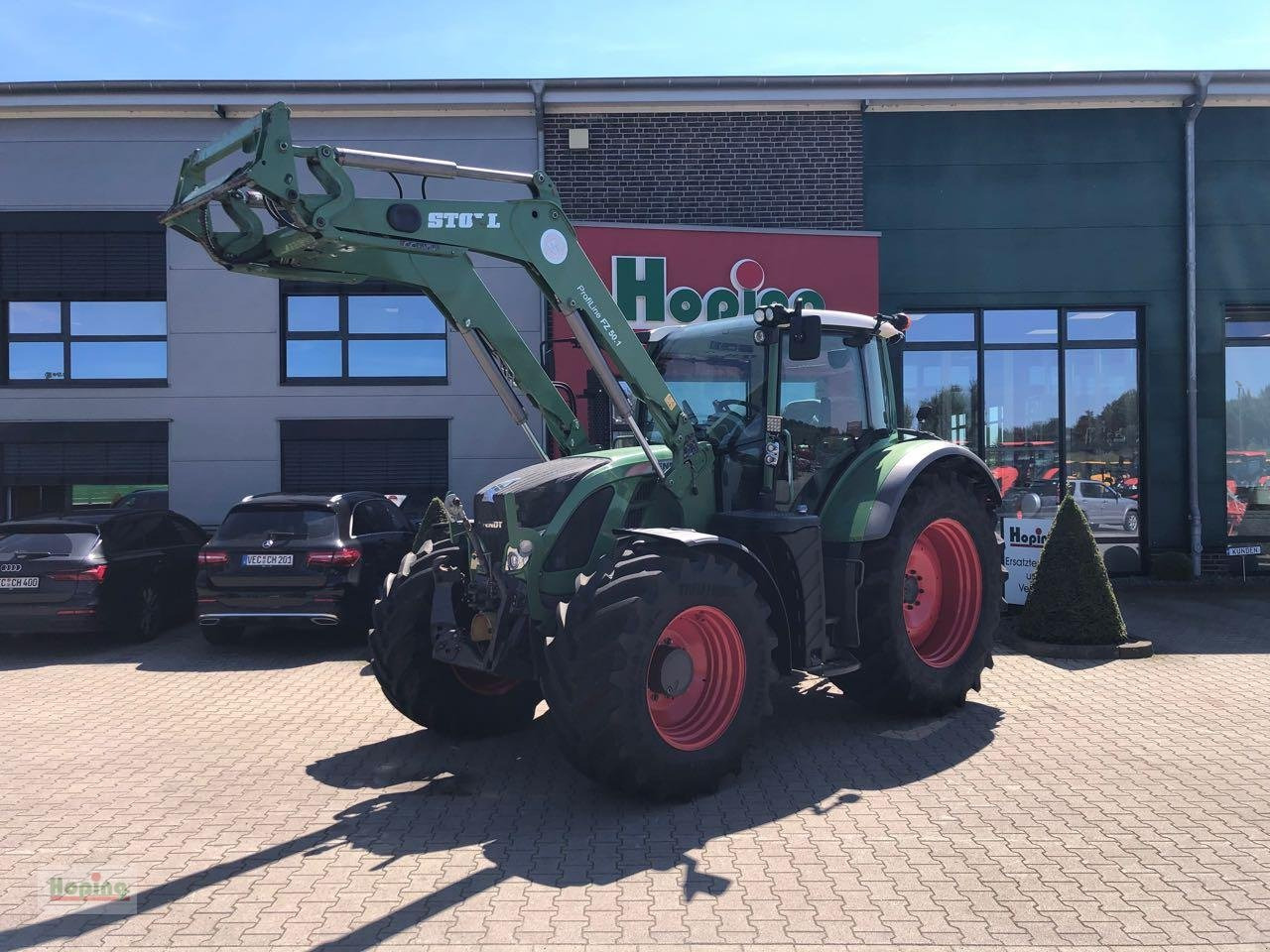 Fendt 714 Vario - Tracteur agricole: photos 1 Fendt 714 Vario - Tracteur agricole: photos 1