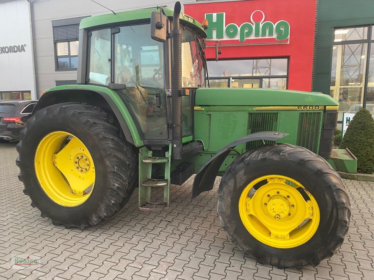 John Deere 6600 - Tracteur agricole: photos 1 John Deere 6600 - Tracteur agricole: photos 1