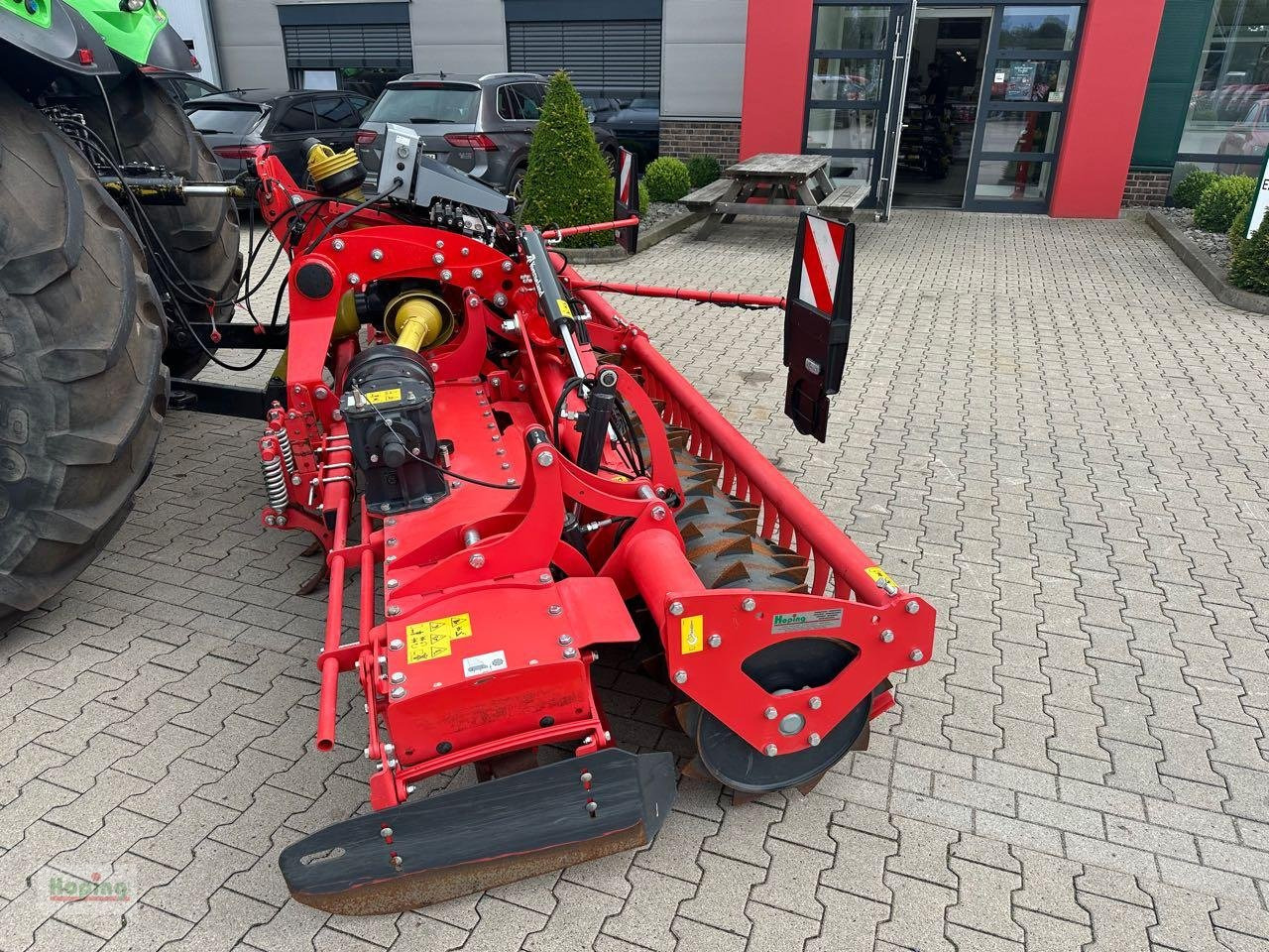 Kubota Rotage 4050F Zahnpackerwalze - Herse rotative: photos 2 Kubota Rotage 4050F Zahnpackerwalze - Herse rotative: photos 2