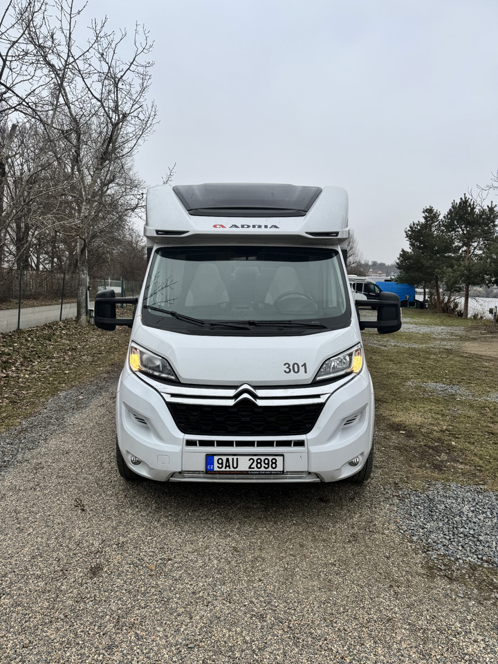 Adria Matrix M 670 SL - Camping-car: photos 1 Adria Matrix M 670 SL - Camping-car: photos 1