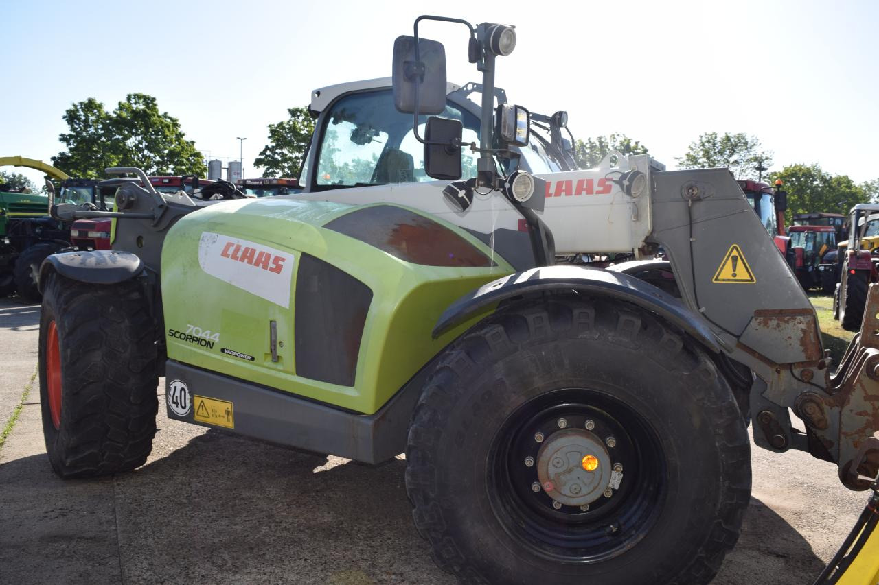 CLAAS SCORPION 7044 - Chariot télescopique: photos 4 CLAAS SCORPION 7044 - Chariot télescopique: photos 4
