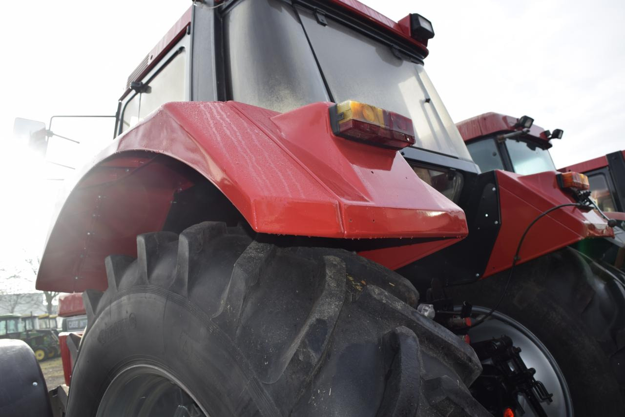 Case-IH 1455 XL A - Tracteur agricole: photos 4 Case-IH 1455 XL A - Tracteur agricole: photos 4