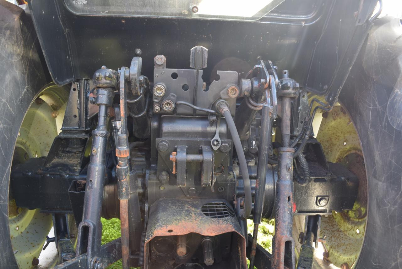 Case-IH 844 XLN - Tracteur agricole: photos 5 Case-IH 844 XLN - Tracteur agricole: photos 5