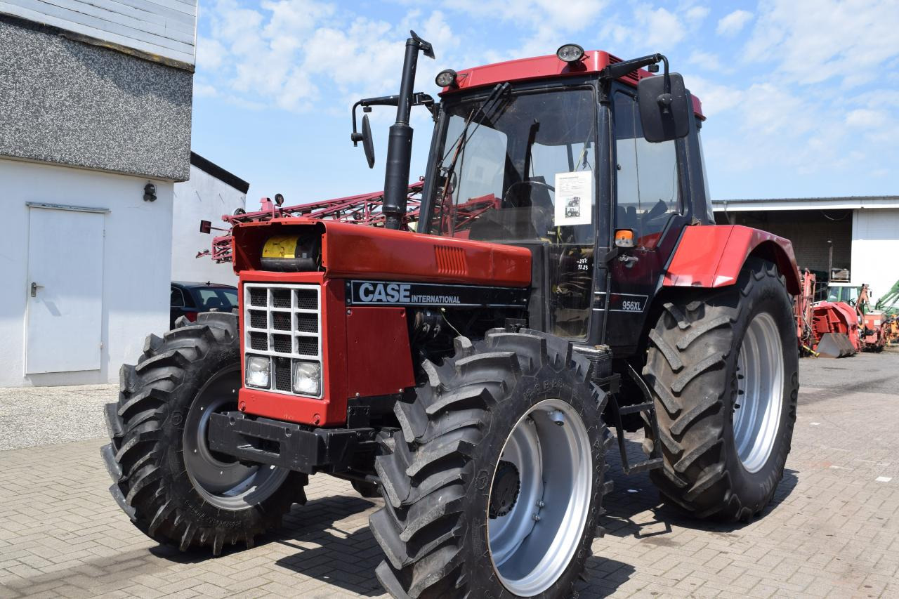 Case-IH 956 XLA - Tracteur agricole: photos 2 Case-IH 956 XLA - Tracteur agricole: photos 2