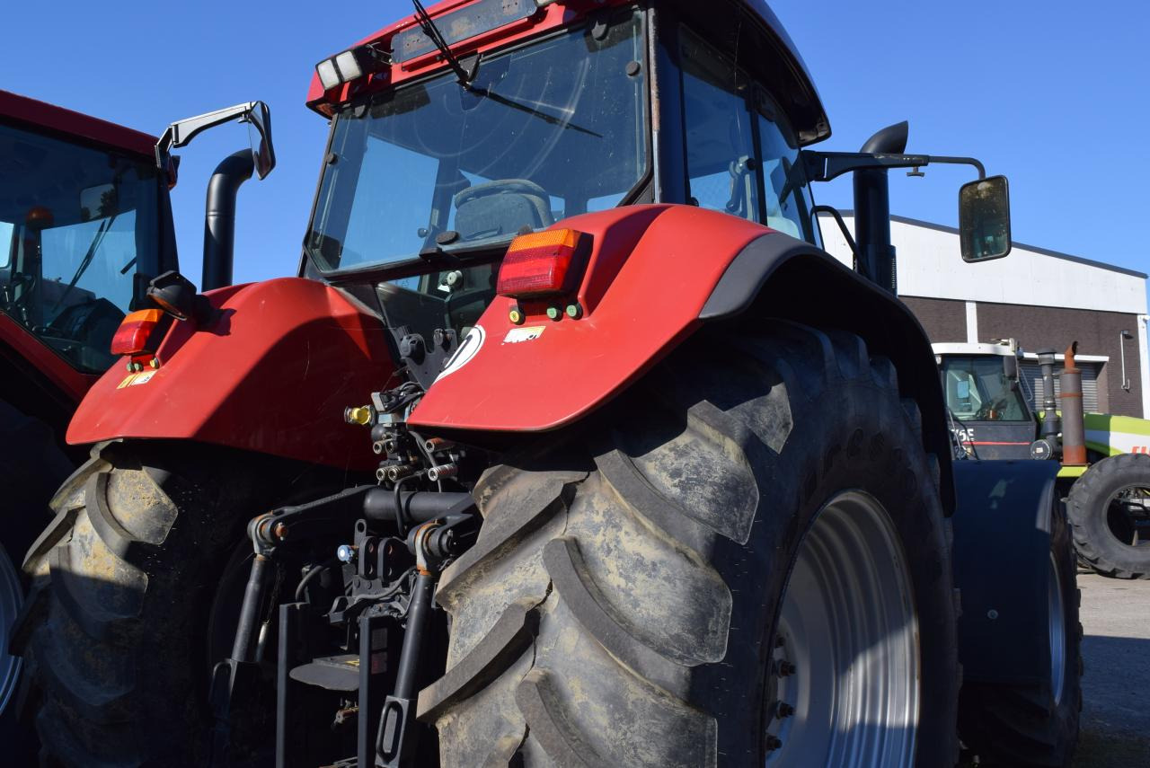 Case-IH CVX 1155 - Tracteur agricole: photos 5 Case-IH CVX 1155 - Tracteur agricole: photos 5