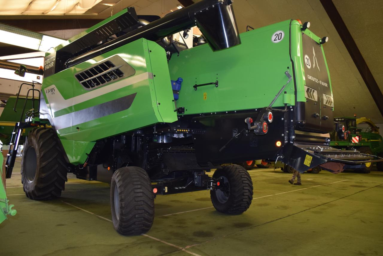 Deutz-Fahr C 7205 TS - Moissonneuse-batteuse: photos 4 Deutz-Fahr C 7205 TS - Moissonneuse-batteuse: photos 4