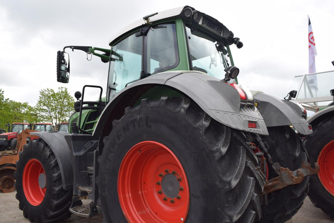 Fendt 826 Vario SCR ProfiPlus - Tracteur agricole: photos 5 Fendt 826 Vario SCR ProfiPlus - Tracteur agricole: photos 5