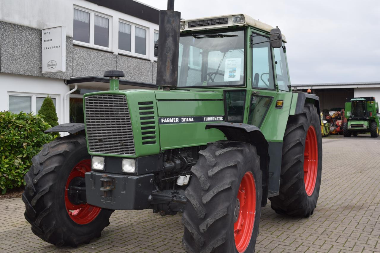 Fendt Farmer 311 LSA - Tracteur agricole: photos 4 Fendt Farmer 311 LSA - Tracteur agricole: photos 4
