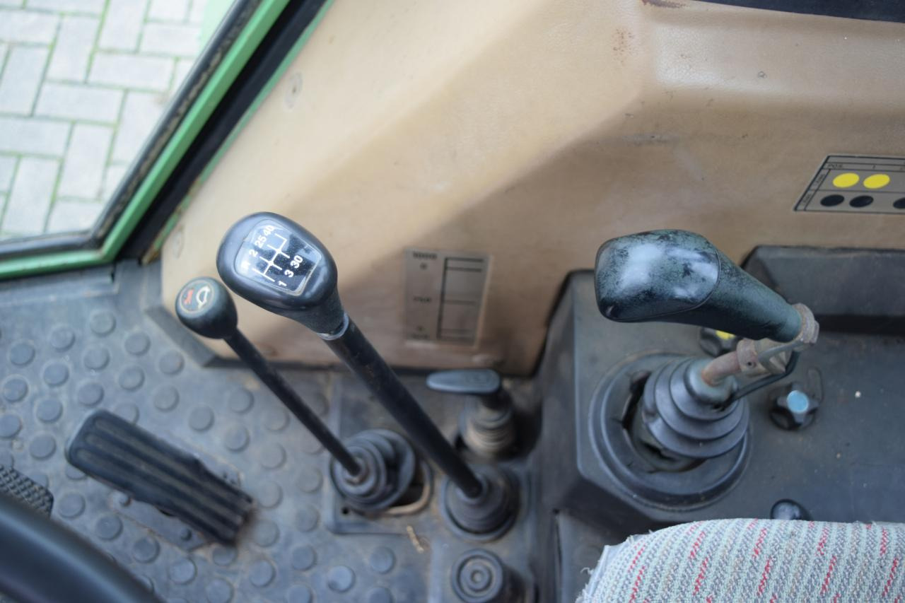 Tracteur agricole Fendt Farmer 311 LSA: photos 10