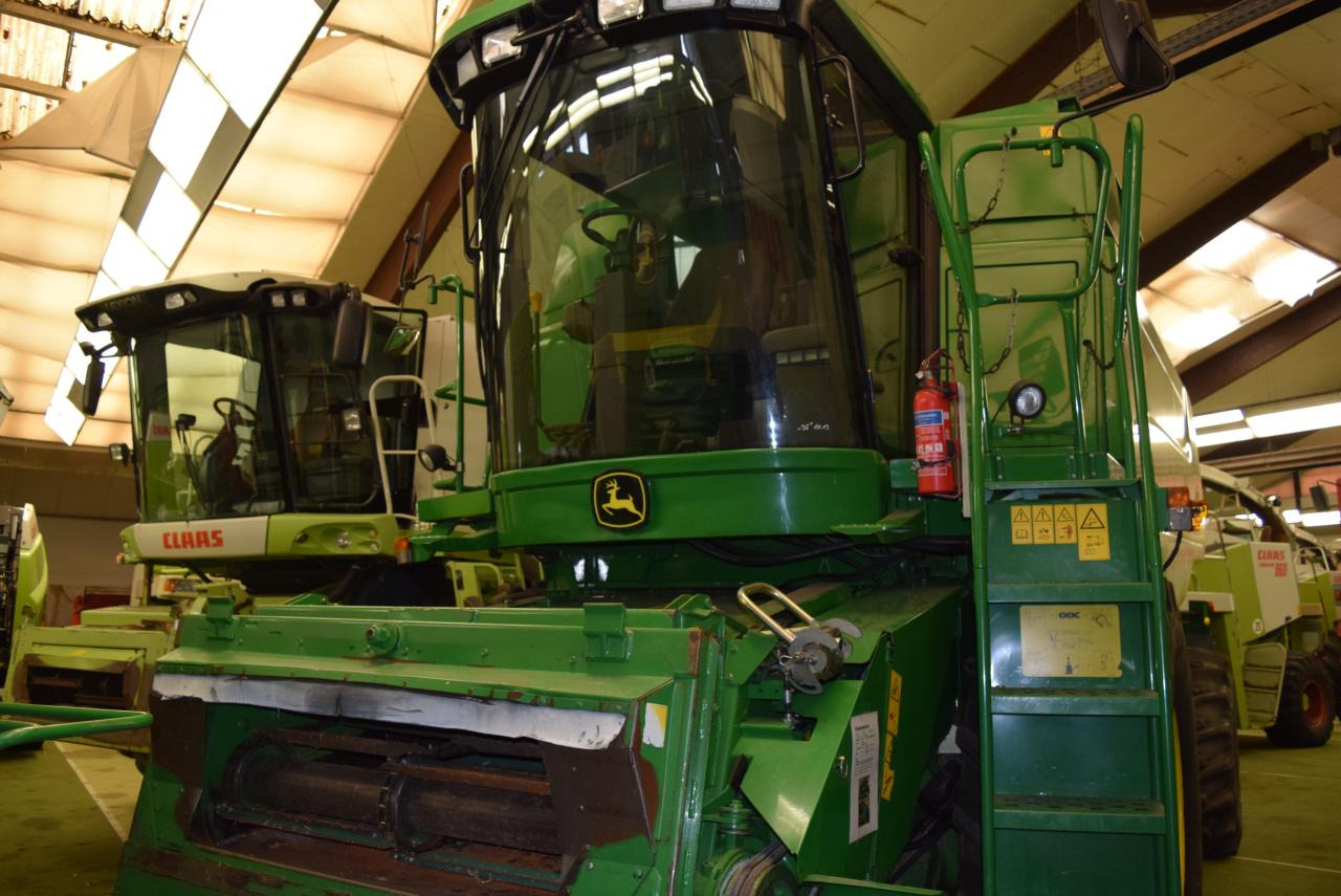 John Deere 9780 i CTS Hillmaster - Moissonneuse-batteuse: photos 2 John Deere 9780 i CTS Hillmaster - Moissonneuse-batteuse: photos 2
